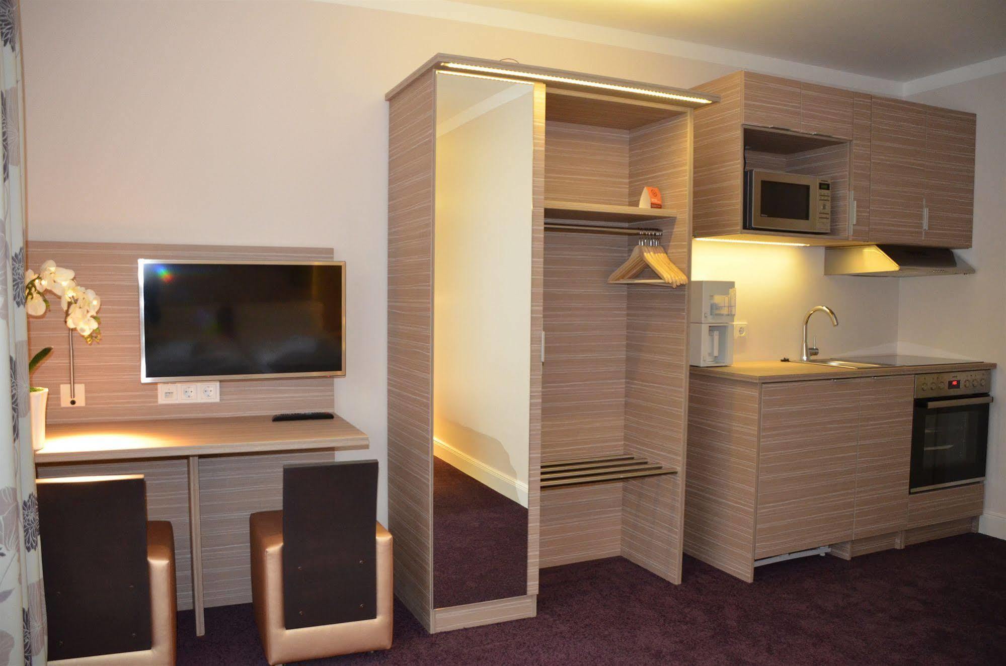 My Apartment Hotel Hamburg Bagian luar foto