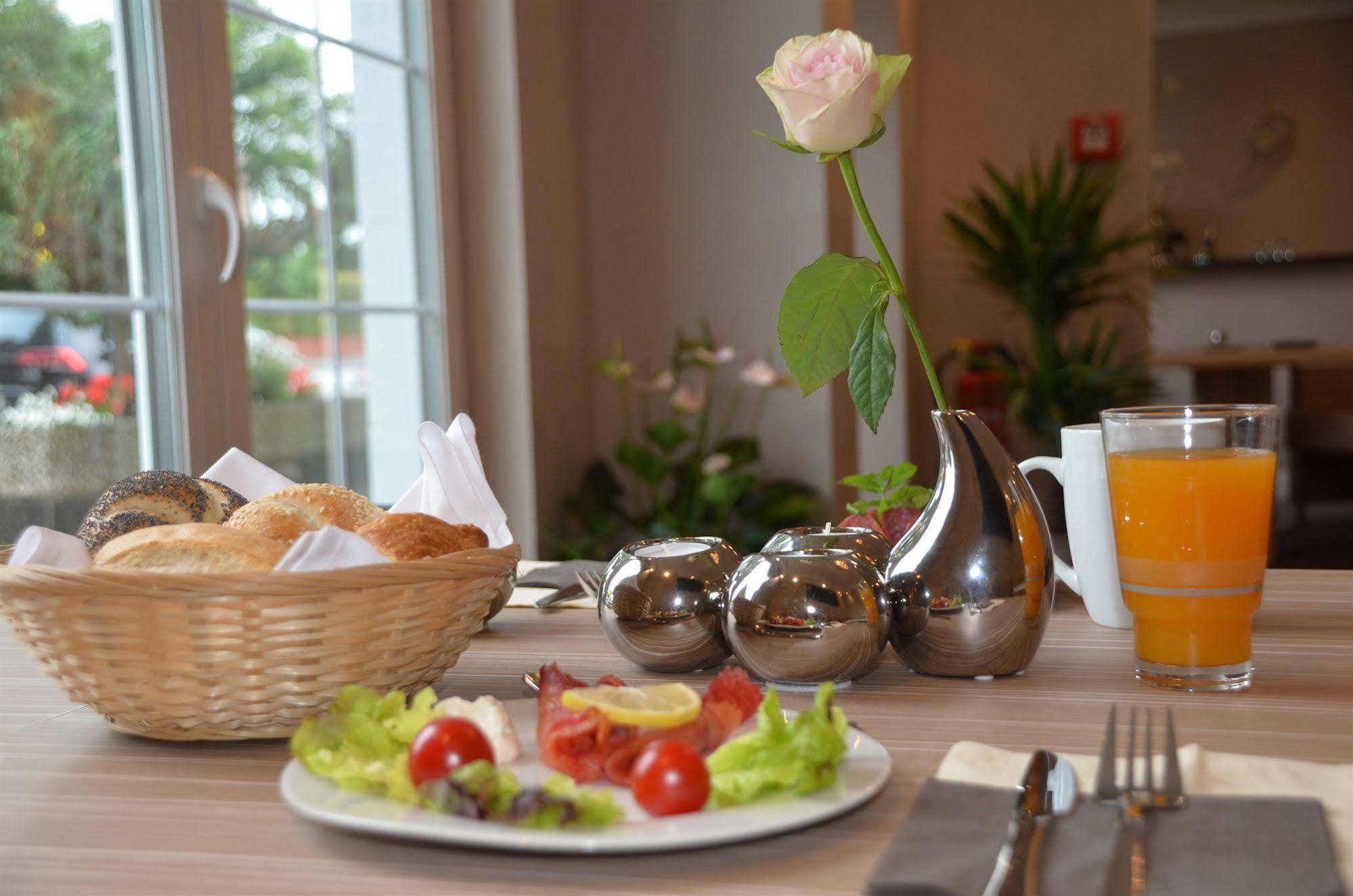 My Apartment Hotel Hamburg Bagian luar foto